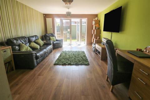 92 Quarry Spring, Harlow, CM20 3HS