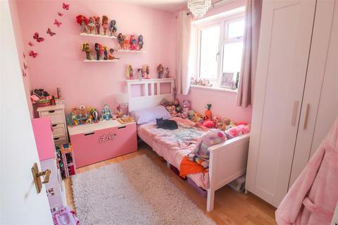 92 Quarry Spring, Harlow, CM20 3HS