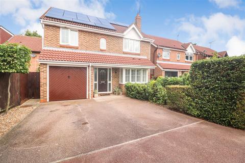53 Bentley Drive, Church Langley, Harlow, CM17 9PA