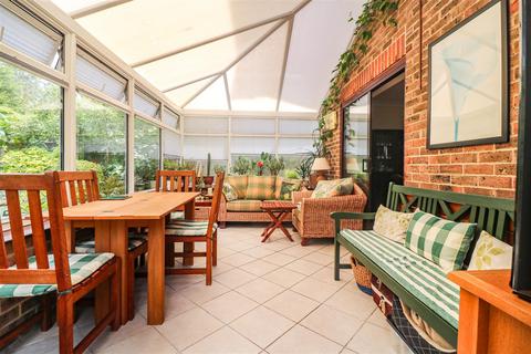 53 Bentley Drive, Church Langley, Harlow, CM17 9PA