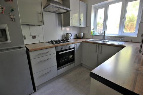 29 Roman Square, London, SE28 8RQ