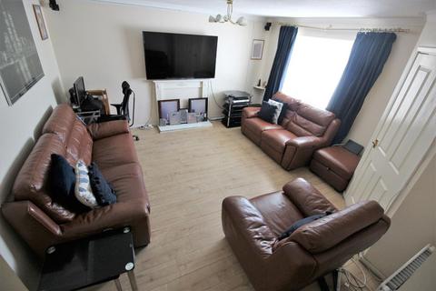 29 Roman Square, London, SE28 8RQ