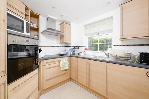 1 bedroom apartment for sale, Weighbridge Court, 301 High Street, Chipping Ongar, Essex, CM5 9FD