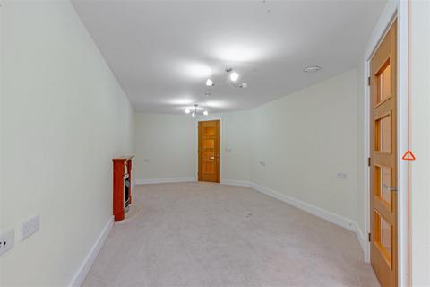 1 bedroom apartment for sale, Weighbridge Court, 301 High Street, Chipping Ongar, Essex, CM5 9FD