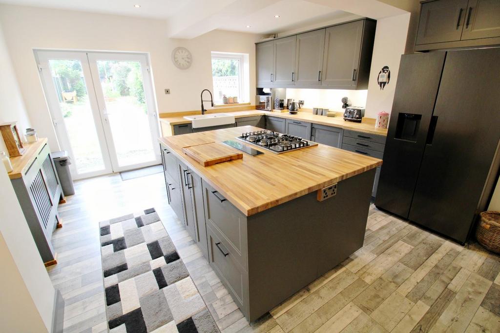 Kitchen Diner