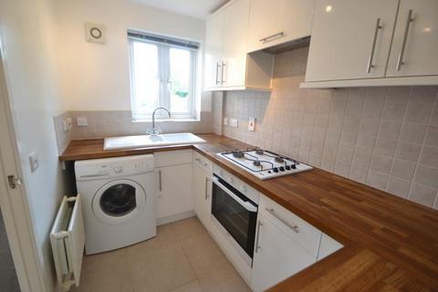 2 bedroom terraced house to rent, Borkum Close, Andover, SP10 4LE