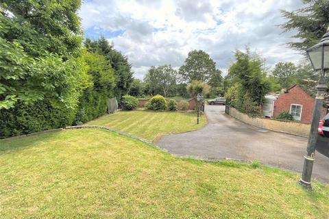 5 bedroom detached house for sale, Nottingham Road, Burton Joyce