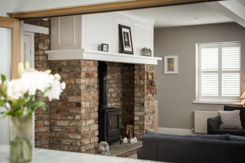 September House Knott Lane, Easingwold, York, YO61 3LX