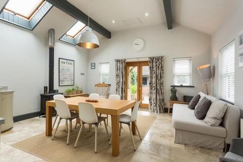 September House Knott Lane, Easingwold, York, YO61 3LX