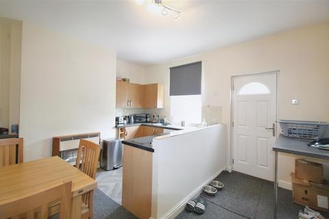 3 Wath Road, Wombwell, Barnsley, S73 0SG