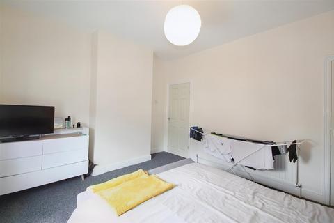 3 Wath Road, Wombwell, Barnsley, S73 0SG