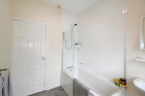 3 Wath Road, Wombwell, Barnsley, S73 0SG