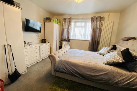 2 bedroom semi-detached bungalow for sale, Pysons Road, Ramsgate