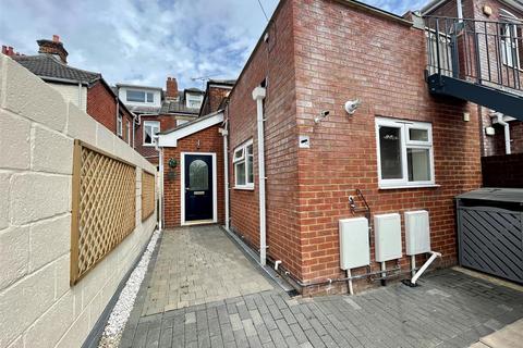2 bedroom ground floor flat for sale, Christchurch Road, Bournemouth