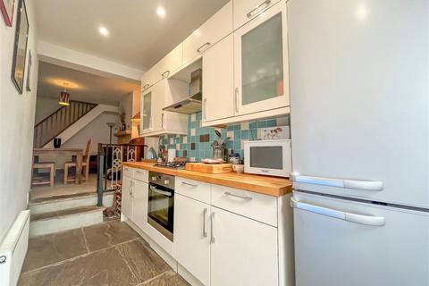 1 Orchard Close, Bushey Heath, Bushey, WD23 1LW