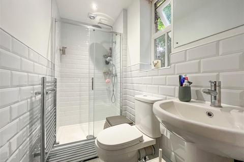 1 Orchard Close, Bushey Heath, Bushey, WD23 1LW