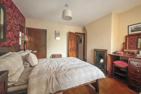1 Orchard Close, Bushey Heath, Bushey, WD23 1LW