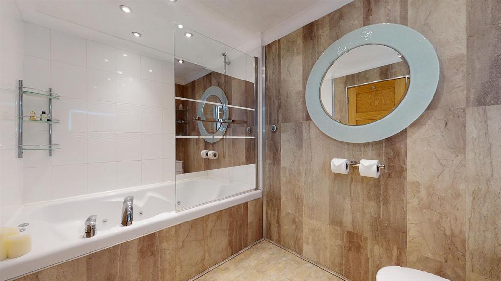 Family bathroom