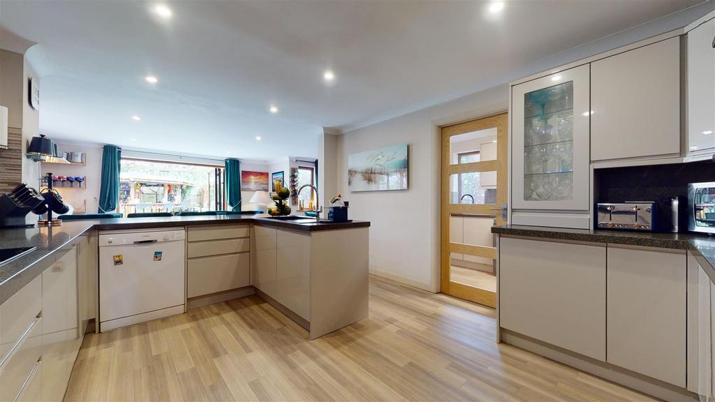 Kitchen/family room