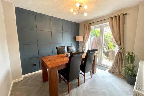4 bedroom detached house for sale, Briar Close, Hugglescote, Coalville, LE67