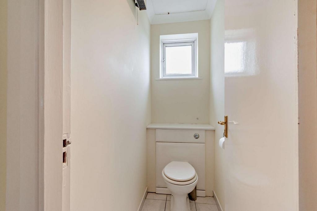 8560822-interior10-800.jpg