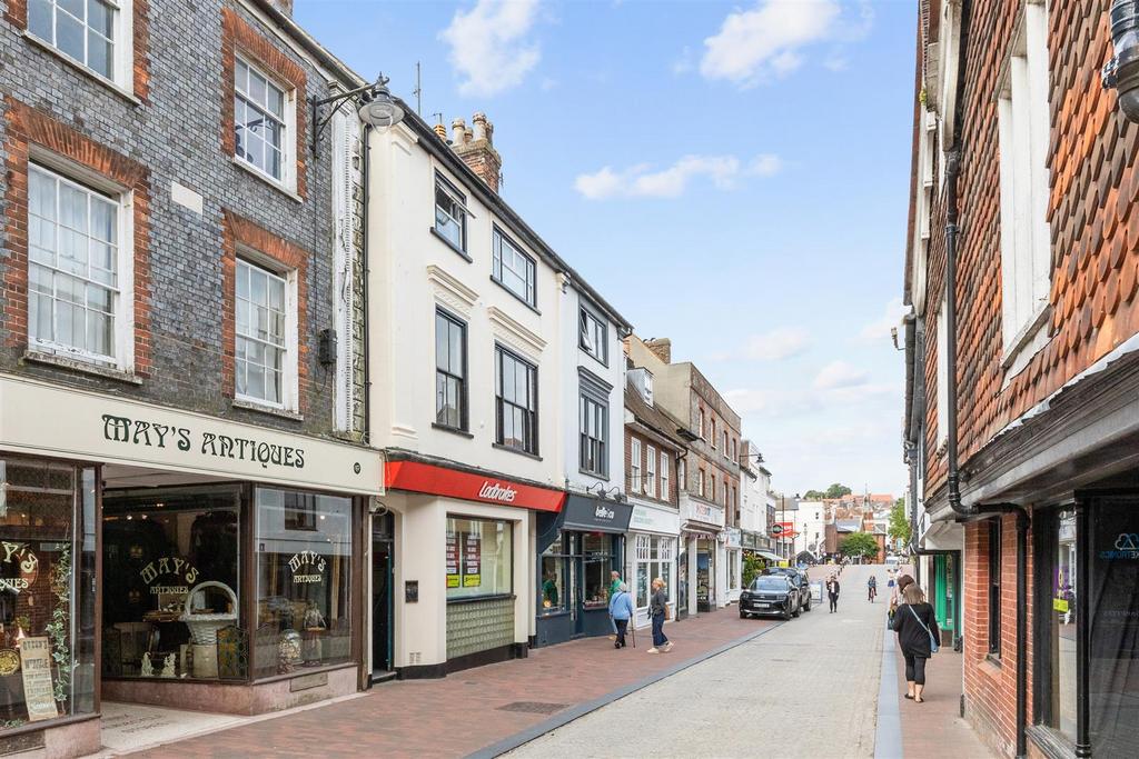 Cliffe High Street-3.jpg