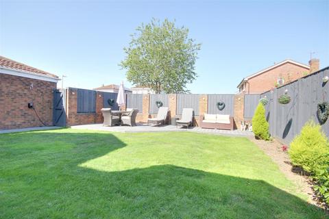 17 Beverley Road, Willerby, Hull, HU10 6AW