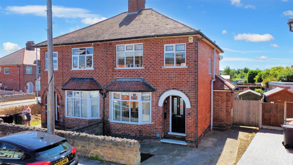 Lilac Crescent, Beeston Rylands 3 bed semidetached house for sale £260,000