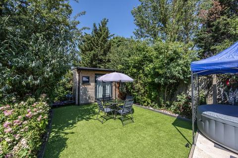31 Fairfield Road, Bexleyheath, DA7 4PD