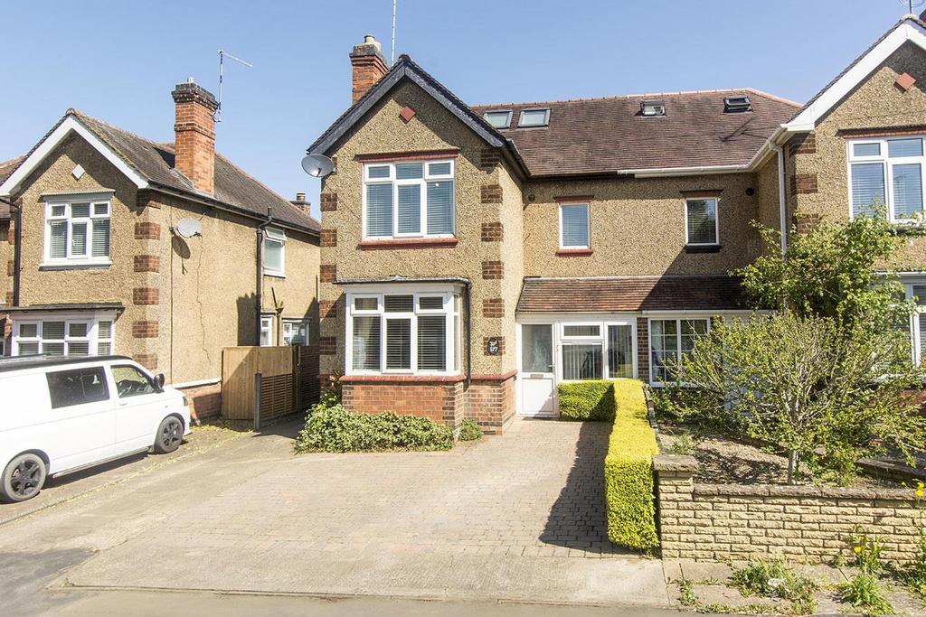 The Headlands, Market Harborough 4 bed semidetached house for sale £