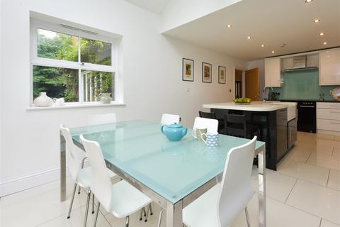 The Beeches Hampton Grove, Kinver, Stourbridge, DY7 6LP