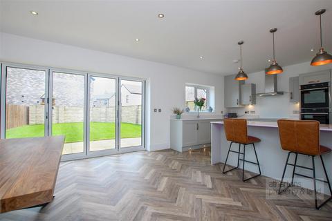 4 bedroom detached house for sale - Springwood Drive, Whalley, Ribble Valley