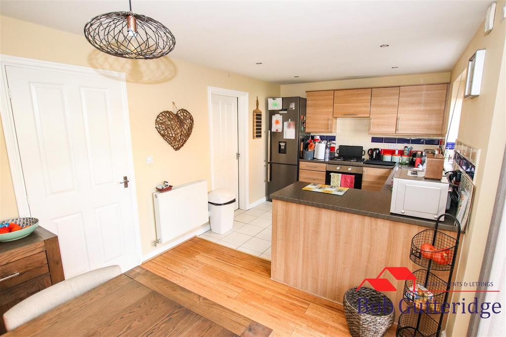 Fitted kitchen / dining room