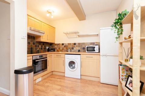 2 bedroom flat to rent, Usher Road, Bow, London