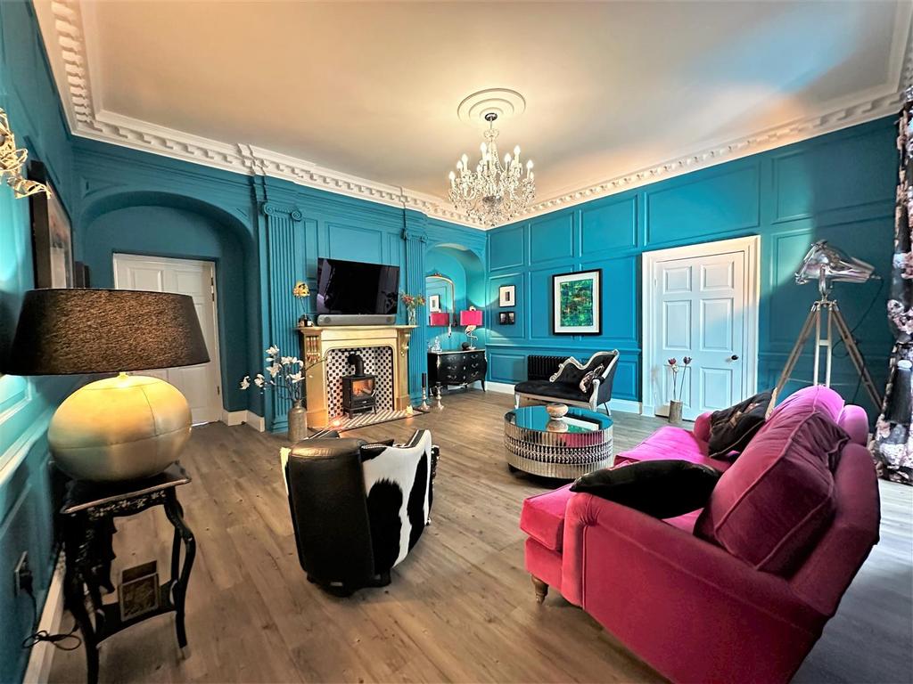 Wonderful Living Room 416