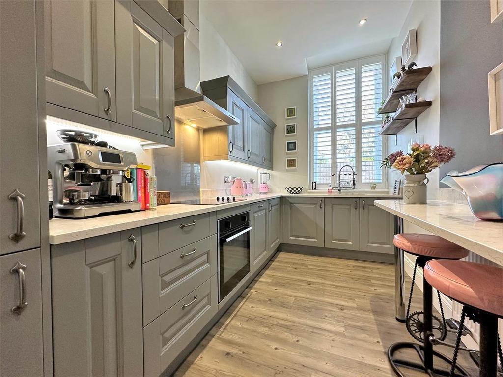 Contemporary Kitchen 447