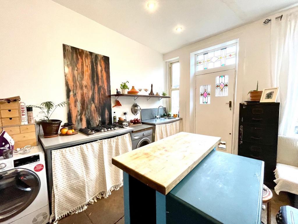 Large dining kitchen