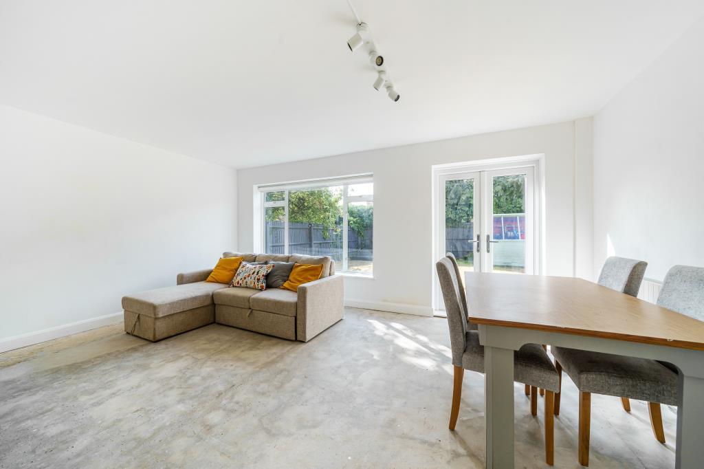 Fallowfields, Bicester, OX26 3 bed detached house £375,000