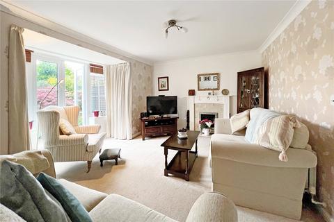 6 The Walkway, Angmering, Littlehampton, BN16 4BF