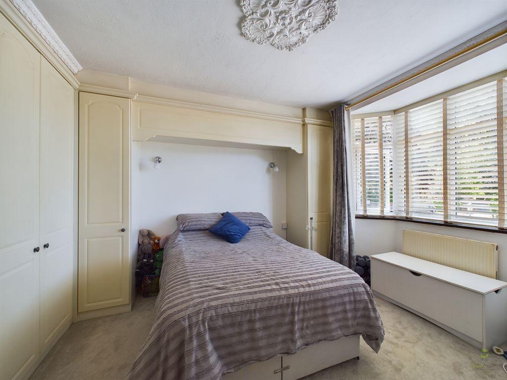 Bedroom 1 (Double)