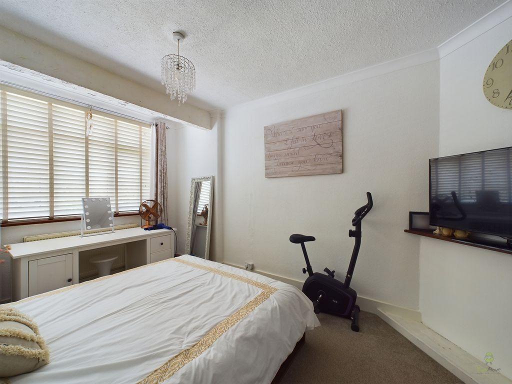 Bedroom 2 (Double)