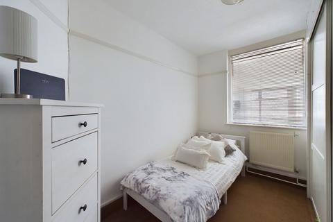 11 Ash Road, Hartley, Longfield, DA3 8BQ