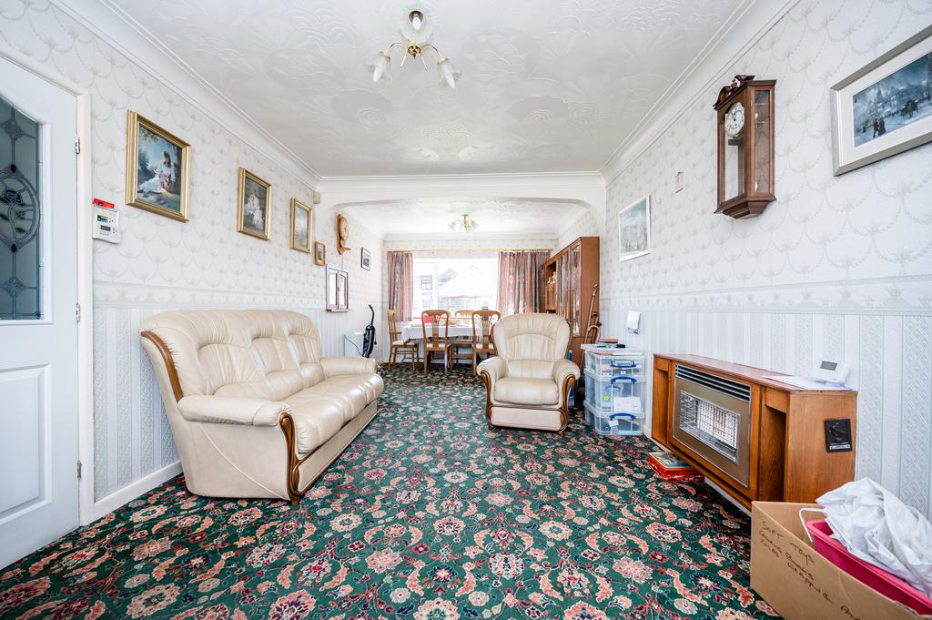 Kinross Avenue, Garswood, Wigan, WN4 3 bed semidetached house for sale