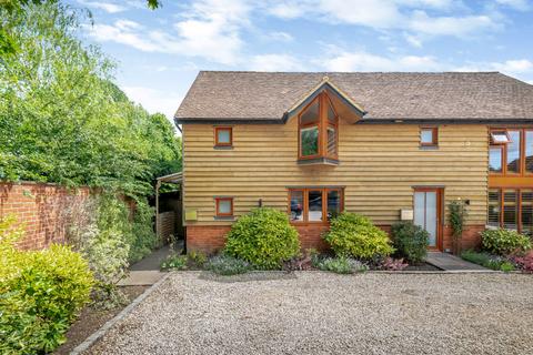 2 bedroom barn conversion for sale - The Street, Greywell, Hook, Hampshire