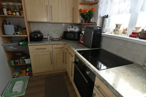 281 Trelawney Avenue, Langley, Slough, SL3 7UF