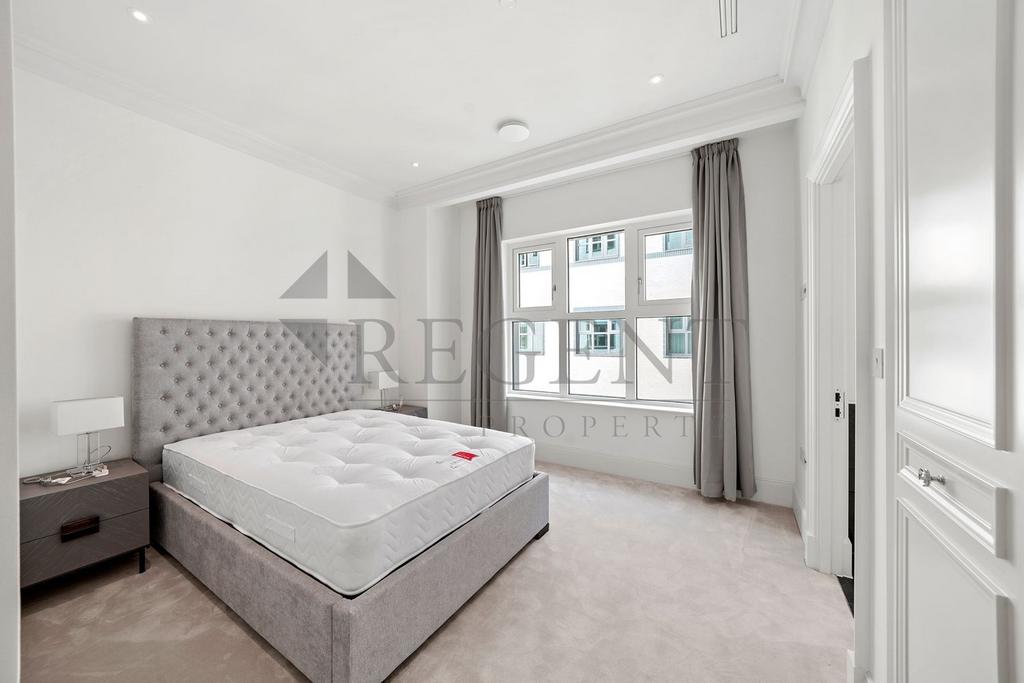 Main bedroom