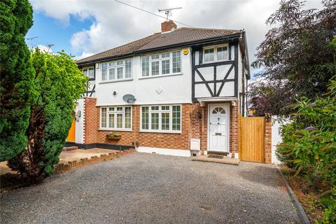 3 bedroom semi-detached house to rent, Green Lane, Shepperton, TW17