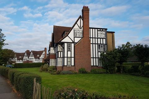 Inverness Court, Queens Drive, London