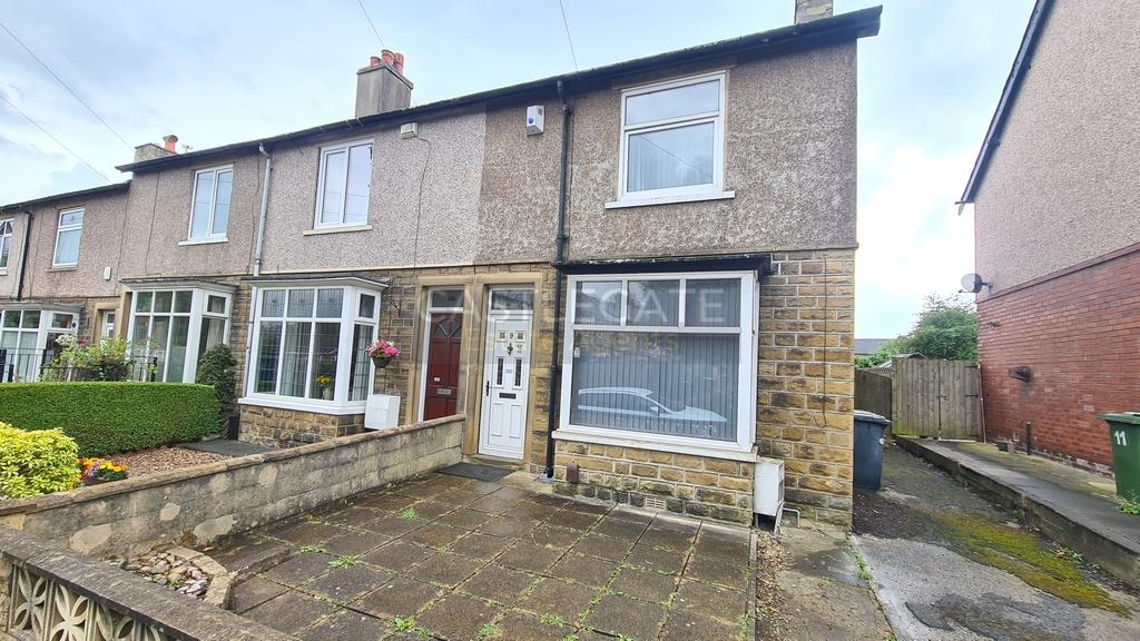 Mount Road, Marsh, Huddersfield, West... 3 bed semidetached house £