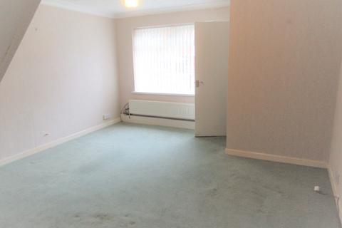 2 bedroom end of terrace house for sale, Crossley Road, St. Helens WA10